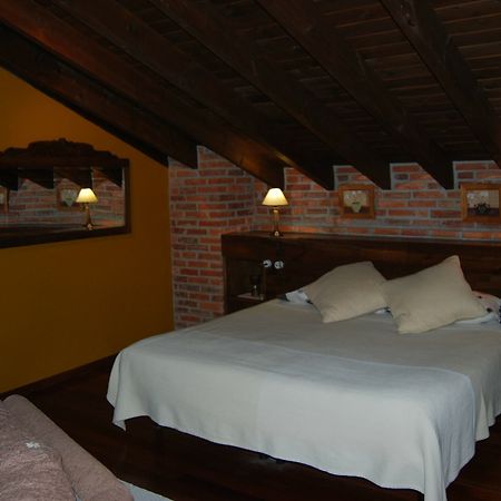 Casa Rural La Regenta Poo  Exterior foto